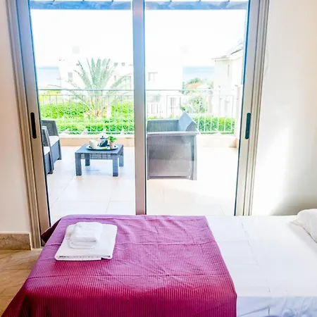 In Sleeps 6 Includes Swimming Pool And Air Con 4 Villa *